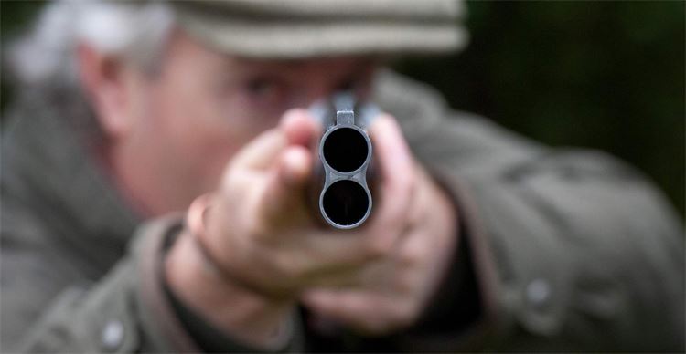 Atışta hangi gözünüz baskın (dominant)?  İki göz açık atış yararlı&nbsp;mı?